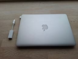 Apple MacBook Pro 13" (2015)