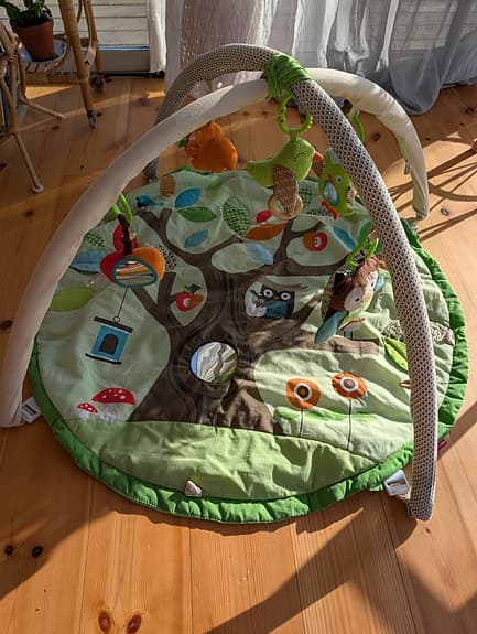 Skip Hop Treetop Friends Classic Babygym