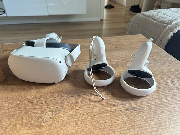 Oculus Quest 2 VR‑headset vit