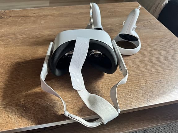 Oculus Quest 2 VR‑headset vit