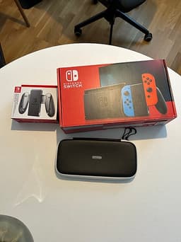 Nintendo Switch med extra Joy-Cons & tillbehör – fint skick