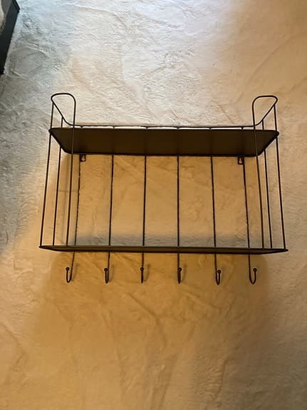 Hylla, bronsfärgad