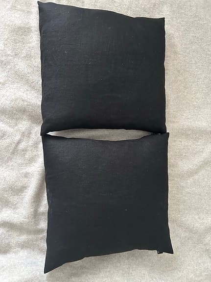 Himla kuddar (2st) svart linne