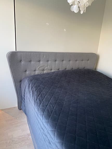 Ekens sänggavel grå textil/Granit