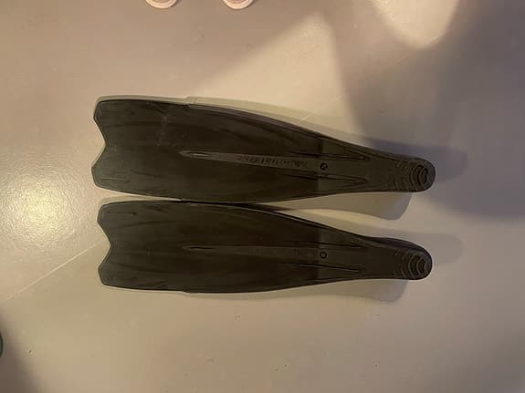 Beuchat Mundial 50 simfötter 39–40 svart