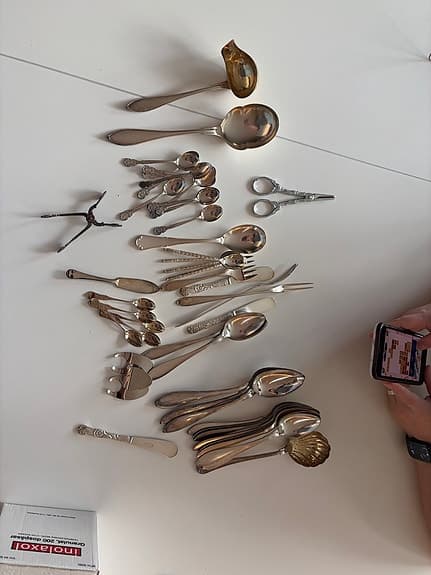 Belagt med 24k guld, samt skedar i nysilver