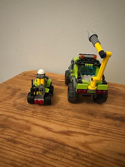 LEGO City lekset fordon med terrängbil och fyrhjuling