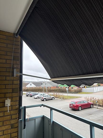 Markis balkong svart