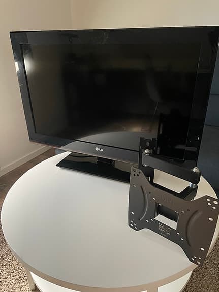 LG 32LK450 tv 32 tum svart