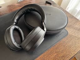 Jabra Evolve2 85 Over-Ear – Mycket fint skick, sparsamt använda