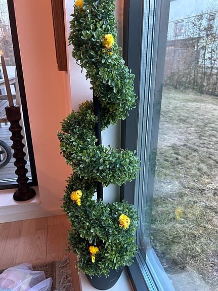 Set av 2 kruka med konst växt