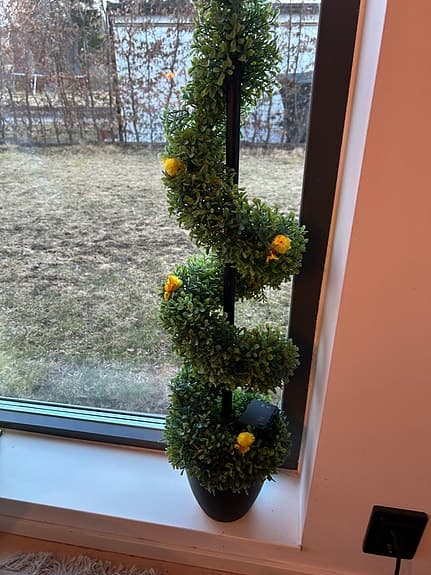 Set av 2 kruka med konst växt