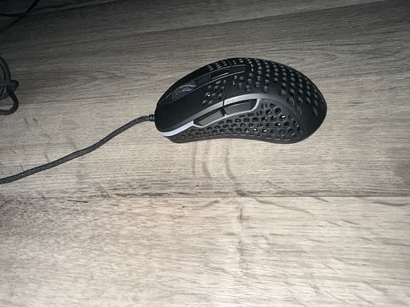 Xtrfy Trådad gaming mus