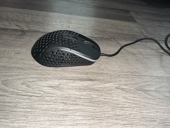 Xtrfy Trådad gaming mus