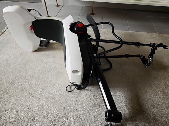 Cykelbarnstol med fäste – bra skick