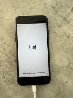 Apple iPhone 7 mobiltelefon 32 GB svart