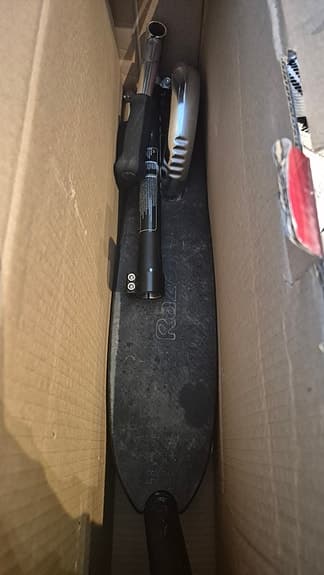 Helt ny sparkcykel svart/röd