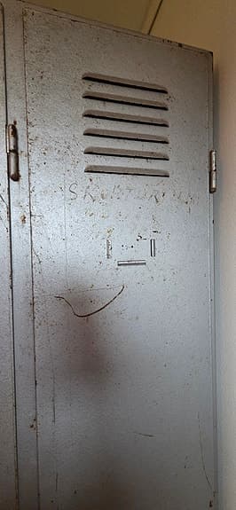 Industriellt plåtskåp