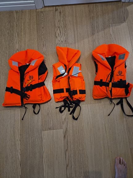 Flytväst barn orange.