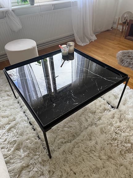 Soffbord Burwick 80 cm – svart marmormönster
