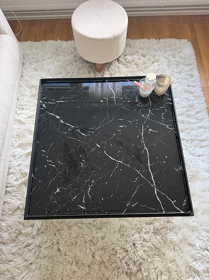 Soffbord Burwick 80 cm – svart marmormönster
