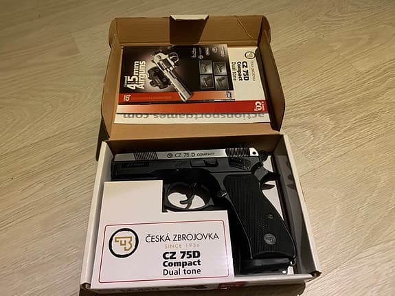 Cz 75D compact dual tone co2-pistol