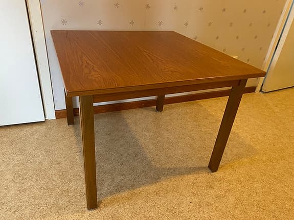 Soffbord i teak