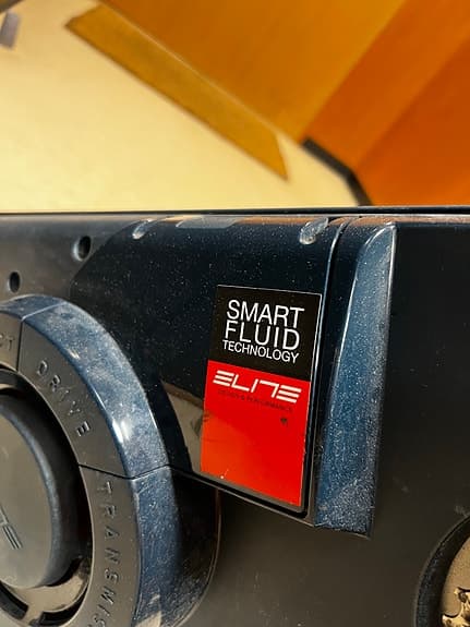 Elite Smart Fluid cykeltrainer svart