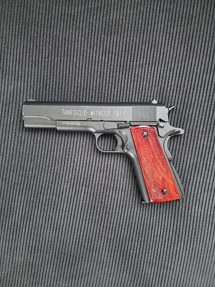 Colt 1911 blowback bb's c02
