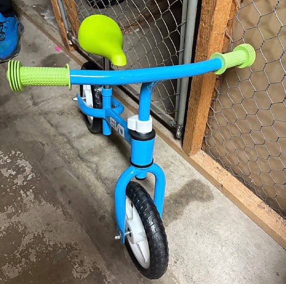 Evo balanscykel 10" blå grön
