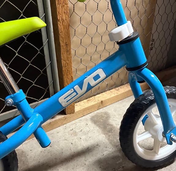 Evo balanscykel 10" blå grön
