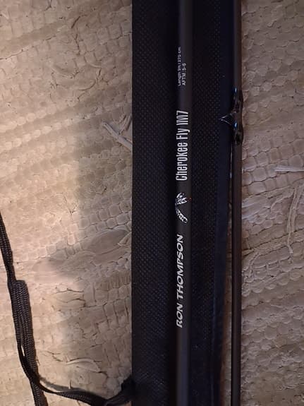 Ron Thompson Cherokee fly IM7 med Lawson Carisma rulle