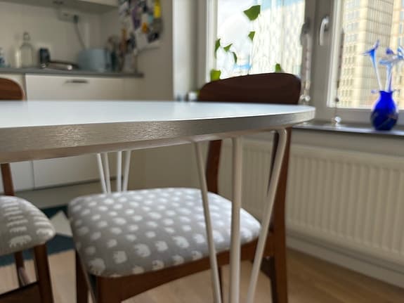 Fritz Hansen Superellipse matbord