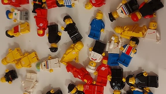 LEGO Vintage Minifigurer Lot ca 40+ st – Classic Space & Tillbehör