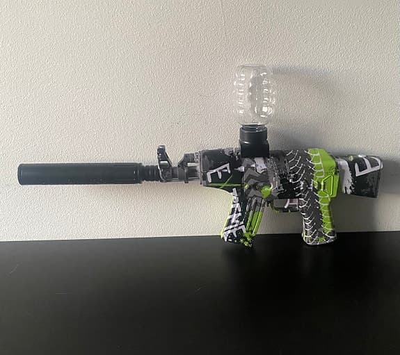 Gel blaster leksak roligaste sommar leksaken