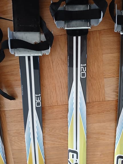 Exel längdskidor med stavar junior 120–130 cm flerfärgad