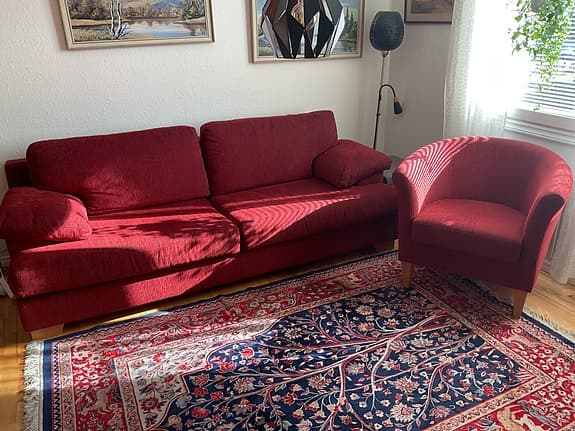Mio soffa och fåtölj röd tyg
