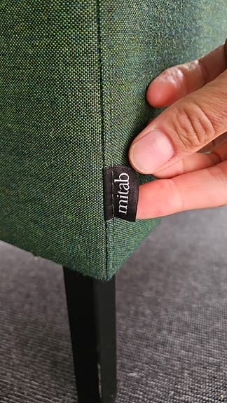 Mitab modulsoffa + 3 sittpallar – perfekt för kontor, väntrum eller lounge