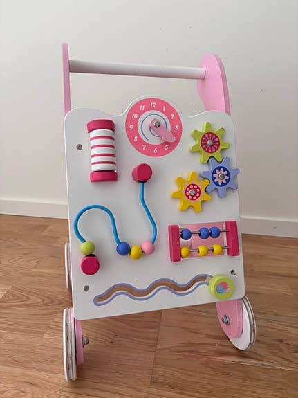 gåvagn trä leksak rosa