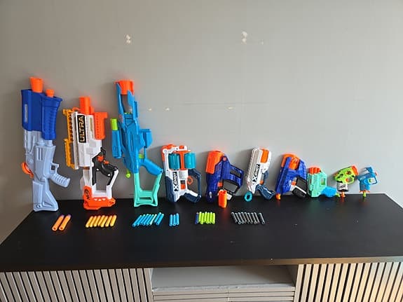 Nerf leksaksvapen set med pilar
