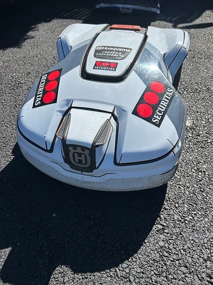 Husqvarna Automower 305 robotgräsklippare vit