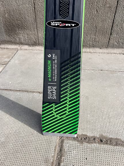 Head Supershape e-Magnum alpinskidor svart/grön