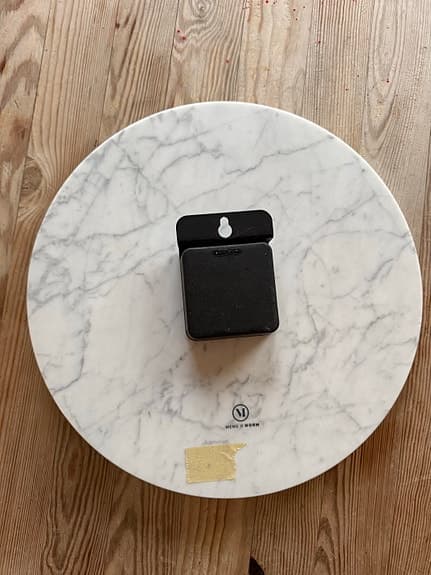 Menu marmor väggklocka