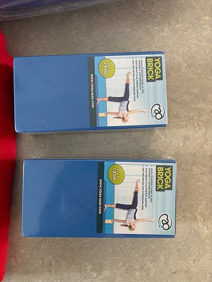 Yogabolster,  klossar och yoga filt