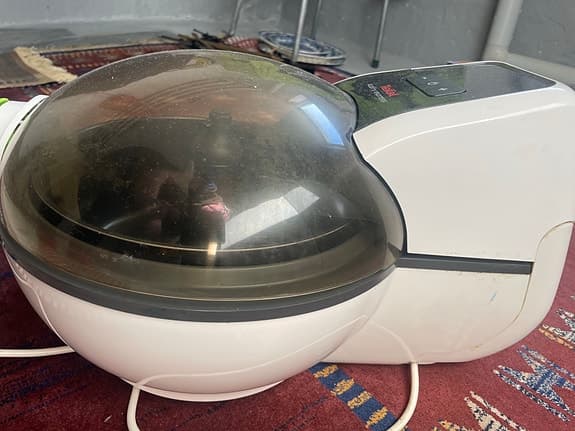 Obehandlad varmluftsfritös vit