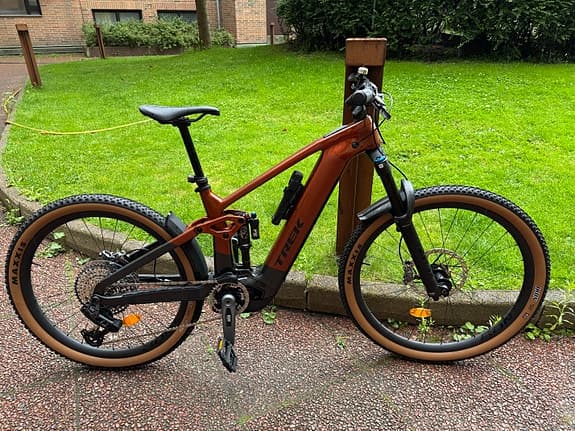 Trek heldämpad cykel unisex M 27,5"