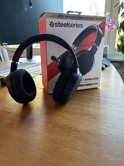Steelseries arctis 1 wireless hörlurar