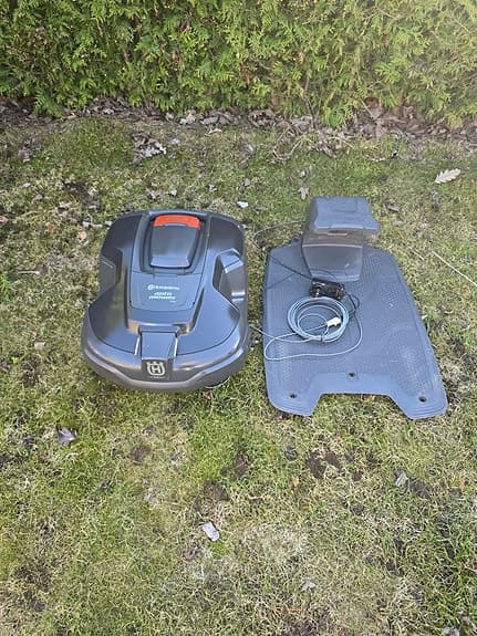 Husqvarna Automower 310 – Årsmodell 2017 – Nytt batteri