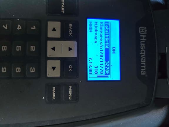 Husqvarna Automower 310 – Årsmodell 2017 – Nytt batteri