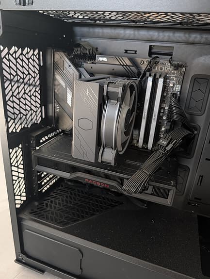 Gaming-PC i5-12400F / RX 6750 XT + ultrawide skärm & tillbehör – komplett paket